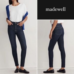 Madewell 10” High Rise Skinny Jeans in Bentley Wash NH676 • 26 x 27” Inseam
